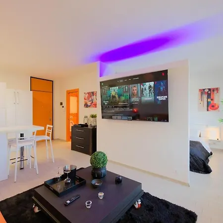 Bilocale Luxury Fronte Ospedale * Udine